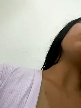 SweetLatiin  online show from 11-25-25, 07:58