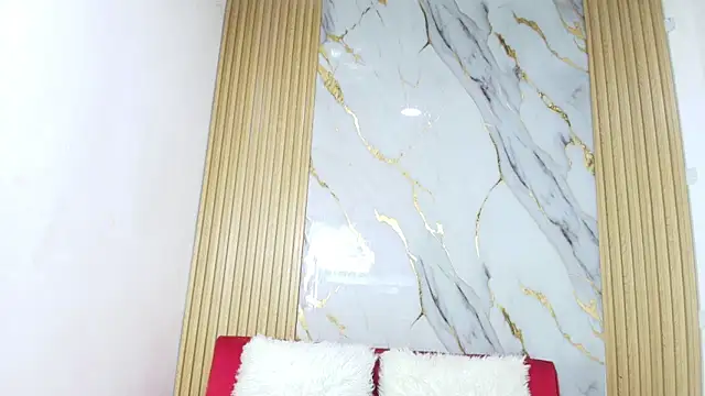 Snapshot of Luluu_08 chatting on 02-05-26, 01:07 Luluu 08 online show from 02-05-26, 01:07