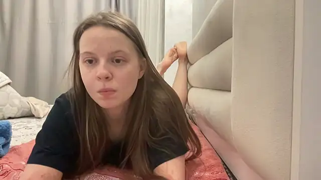 Snapshot of wrenlie chatting on 02-27-26, 08:08 wrenlie online show from 02-27-26, 08:08