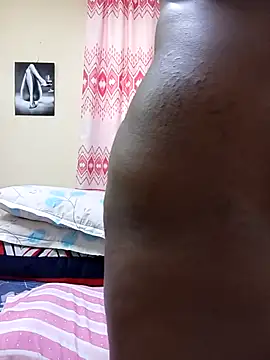 Sexyxcurves online show from 12-14-25, 08:31