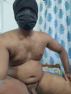 Snapshot of MALLUSING555 chatting on 06-20-26, 07:57 MALLUSING555 online show from 06-20-26, 07:57