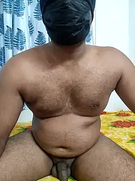 Snapshot of MALLUSING555 chatting on 11-29-25, 07:36 MALLUSING555 online show from 11-29-25, 07:36