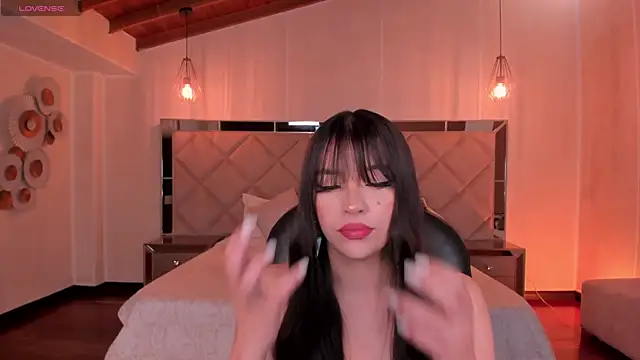 ValeriaRiveraX online show from 11-05-25, 03:53