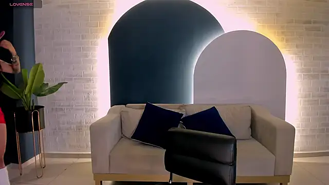 Snapshot of MariaHerrera_ chatting on 11-28-25, 09:26 MariaHerrera online show from 11-28-25, 09:26