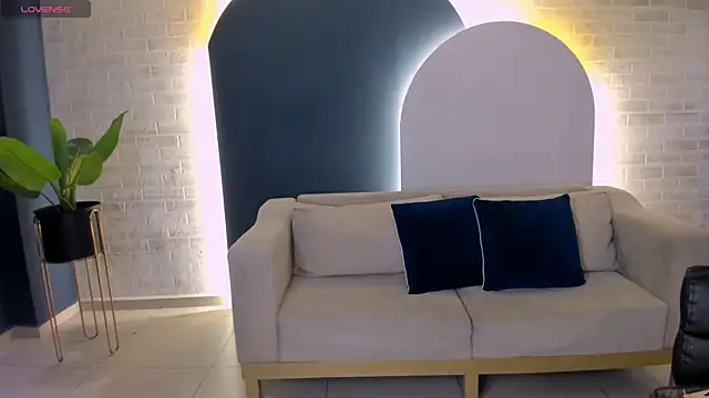 Snapshot of MariaHerrera_ chatting on 11-22-25, 09:57 MariaHerrera online show from 11-22-25, 09:57