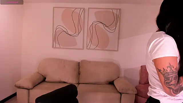 Snapshot of MariaHerrera_ chatting on 11-15-25, 08:02 MariaHerrera online show from 11-15-25, 08:02