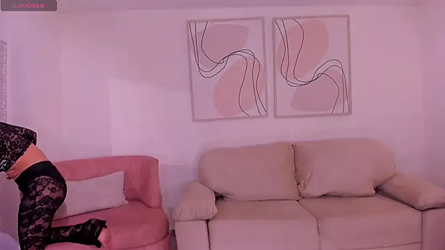 Snapshot of MariaHerrera_ chatting on 11-13-25, 09:51 MariaHerrera online show from 11-13-25, 09:51