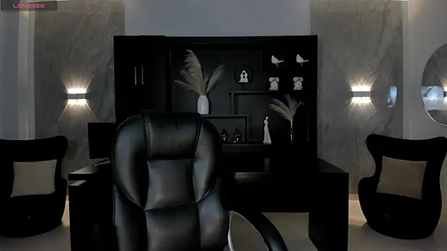 KatieStonne online show from 10-07-25, 02:23