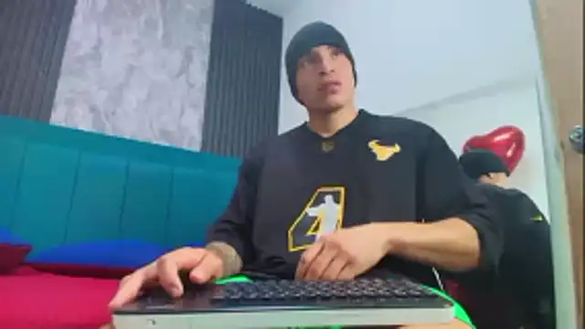 Snapshot of jack_pergurtson01 chatting on 03-03-26, 10:33 jack pergurtson01 online show from 03-03-26, 10:33