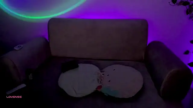 Catbaby888  online show from 10-25-25, 10:25