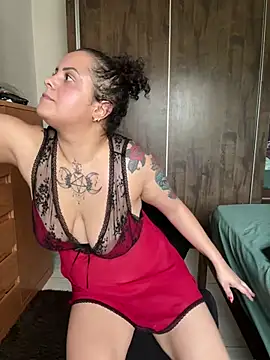 Hotbucet online show from 01-27-25, 06:20