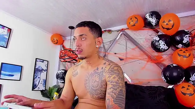 Damian09  online show from 11-02-25, 04:06