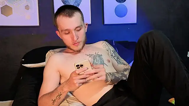 Dylanwhite23  online show from 03-13-26, 03:22