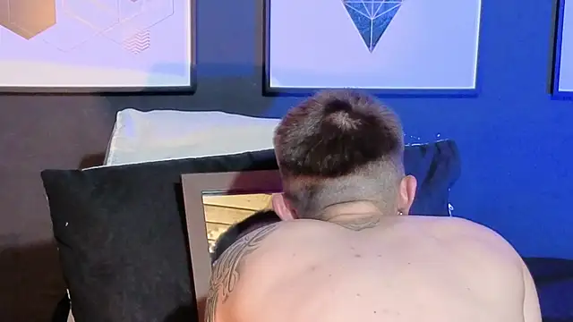 Dylanwhite23  online show from 04-02-26, 02:19