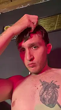 Dylanwhite23  online show from 10-24-25, 09:03