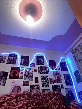 naughtybitches5 online show from 12-08-24, 03:02