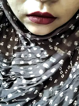 Snapshot of Indian-Nazia chatting on 05-26-26, 10:13 Indian-Nazia online show from 05-26-26, 10:13
