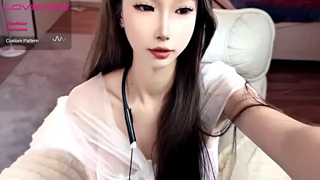 JoooJo  online show from 10-30-25, 02:58