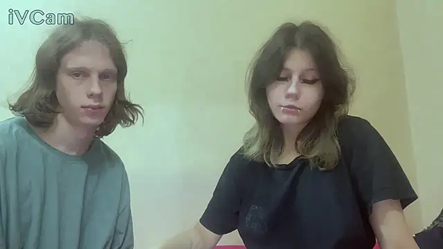 Snapshot of Crystal_Love_Porn chatting on 11-25-25, 03:07 Crystal Love Porn online show from 11-25-25, 03:07