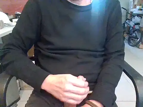 Raimundo1971 online show from 04-21-26, 05:30