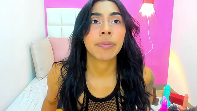 Snapshot of Veronika_horny69 chatting on 03-04-25, 07:22 Veronika horny69 online show from 03-04-25, 07:22