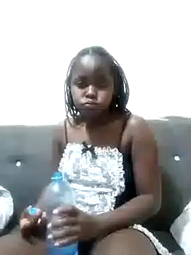 Sweetcecie01 online show from 10-09-25, 08:53