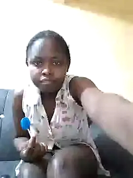 Sweetcecie01 online show from 11-18-25, 09:07