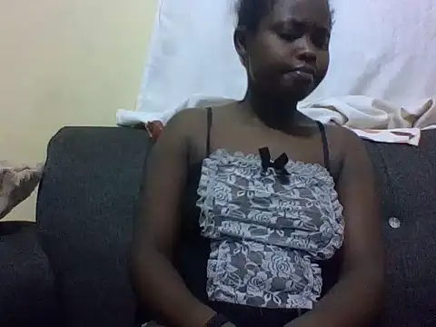 Sweetcecie01 online show from 05-02-26, 08:14