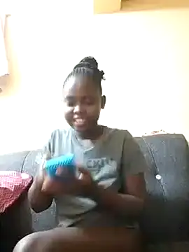 Sweetcecie01 online show from 11-26-25, 09:59