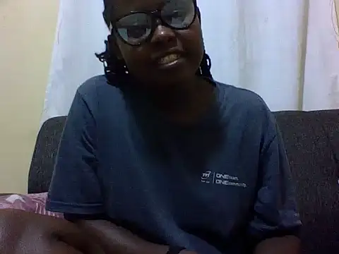 Sweetcecie01 online show from 05-14-26, 08:39