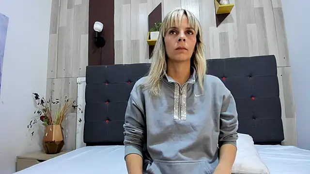 Anastasiapriest online show from 10-30-25, 11:41