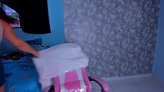 AngelaCoffee online show from 02-07-26, 10:51