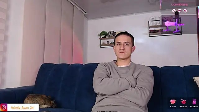ashely ryan24 online show from 06-11-26, 01:27