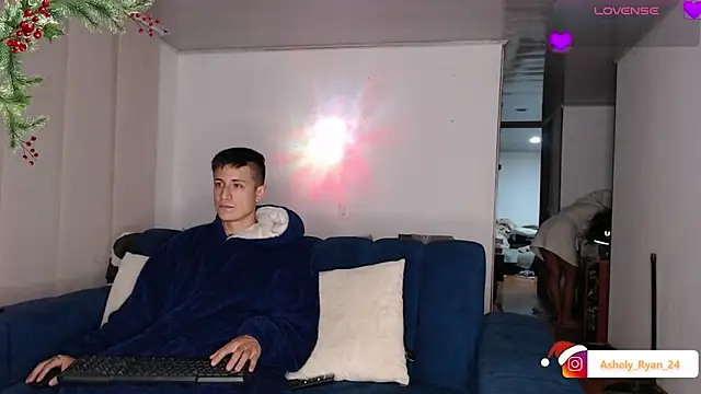 ashely ryan24 online show from 01-06-26, 11:20