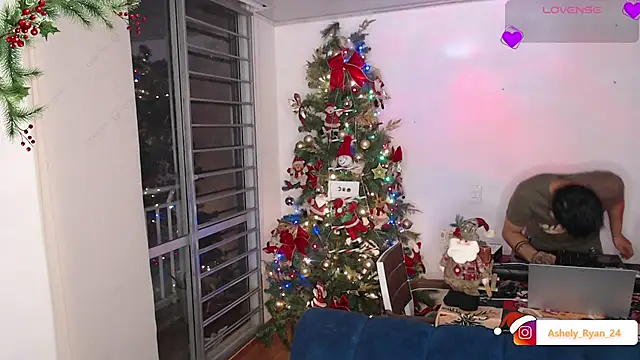 ashely ryan24 online show from 12-17-25, 11:43