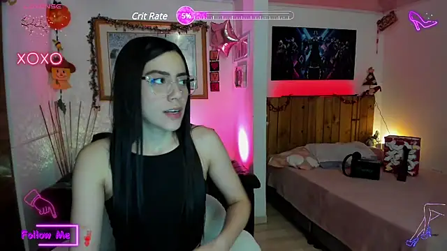Snapshot of LauGrayJ chatting on 03-02-25, 11:28 LauGrayJ online show from 03-02-25, 11:28