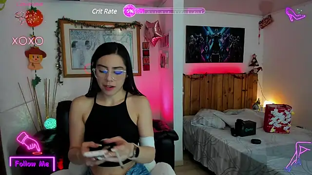 Snapshot of LauGrayJ chatting on 02-14-25, 06:29 LauGrayJ online show from 02-14-25, 06:29