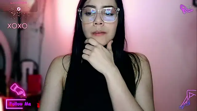 LauGrayJ online show from 11-23-25, 05:28