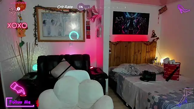 Snapshot of LauGrayJ chatting on 02-01-25, 05:28 LauGrayJ online show from 02-01-25, 05:28