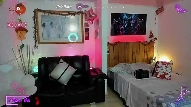 Snapshot of LauGrayJ chatting on 02-02-25, 12:13 LauGrayJ online show from 02-02-25, 12:13