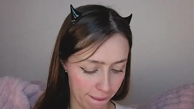 SofiaGc online show from 11-13-25, 04:38