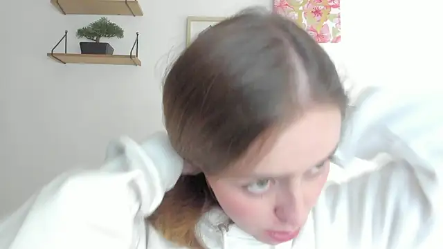 SofiaGc online show from 12-22-24, 04:17