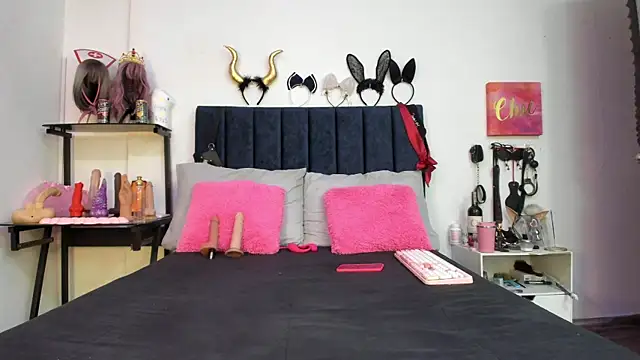 emmily giraldo online show from 01-09-26, 01:18