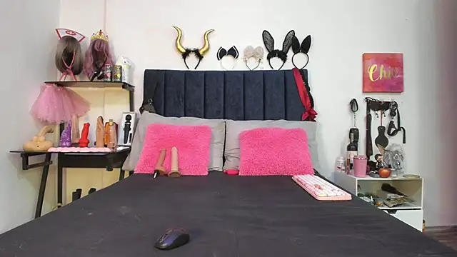 emmily giraldo online show from 02-17-26, 12:24