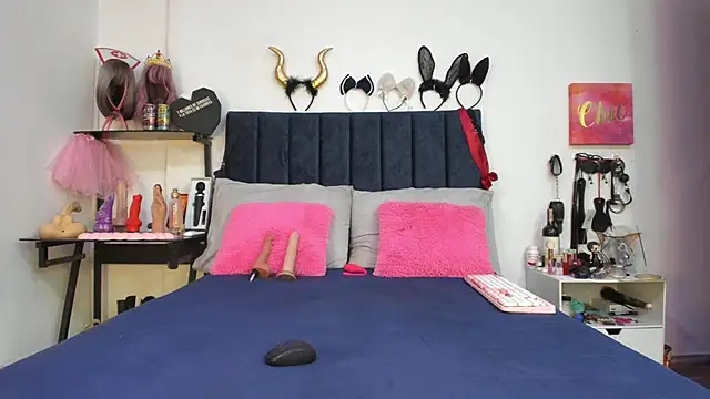 emmily giraldo online show from 03-25-26, 12:26