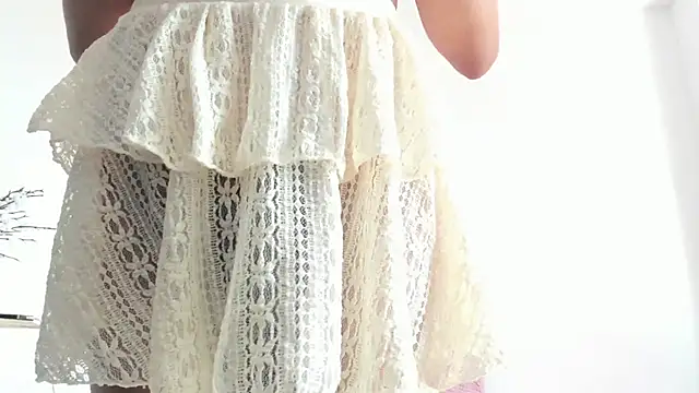 Snapshot of _cat_18 chatting on 11-12-25, 05:28 cat 18 online show from 11-12-25, 05:28