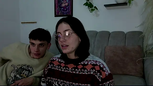 Snapshot of DeniseandDerek_time chatting on 02-10-25, 05:14 DeniseandDerek time online show from 02-10-25, 05:14