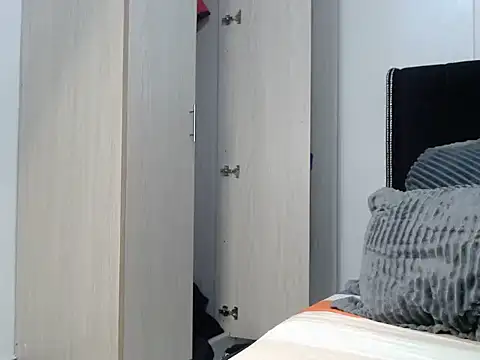 sexxyykittyy online show from 11-12-25, 03:21