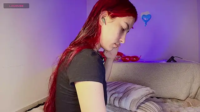 Madeline Dreams online show from 03-15-26, 04:25