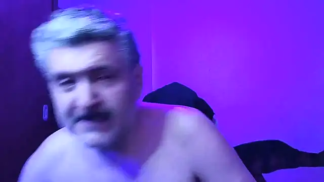 BushBator online show from 11-26-25, 07:41